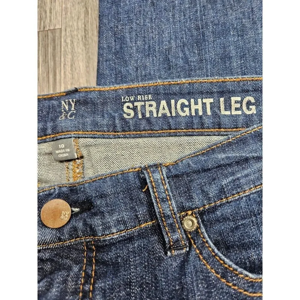 (3/$35) New York & Company Distressed Low Rise Straight Embroidered‎ Jeans